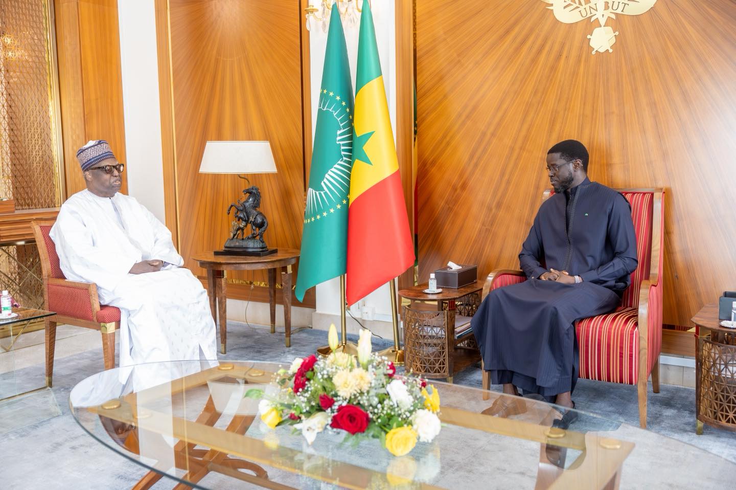 Dialogue national : Diomaye Faye consulte figures militaires et politiques au Palais