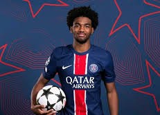 Ibrahim Mbaye entre dans l'histoire : deux Ligues des champions à 18 ans