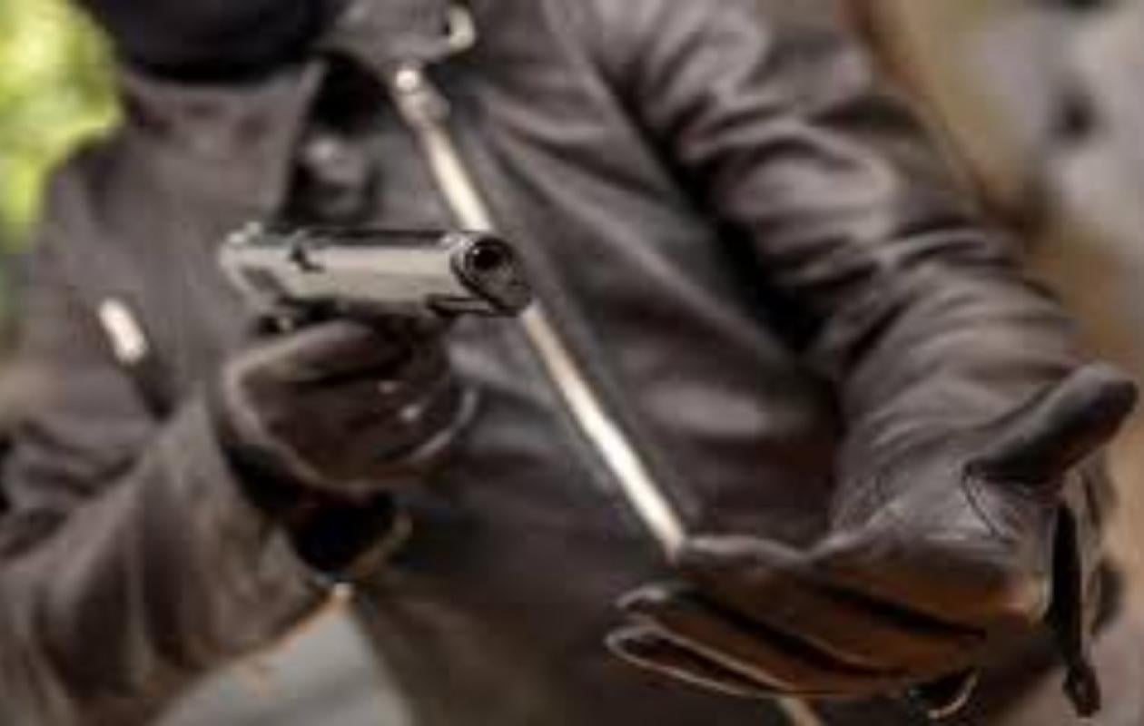 Une banque de Yoff visée par un homme armé et cagoulé en plein jour