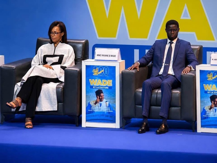 Diomaye rend hommage à Wade : le père de l'alternance célébré en grande pompe